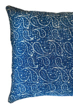Ladda upp bild till gallerivisning, Kuddfodral Indigo (Handtryckt)