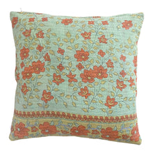 Ladda upp bild till gallerivisning, Vintage Kantha Kuddfodral (One-of-a kind)