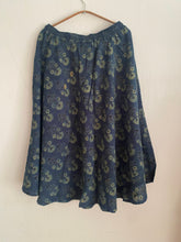 Ladda upp bild till gallerivisning, Kjol (Handtryckt bomull)