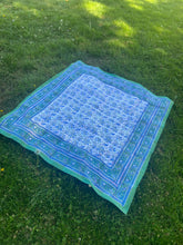 Ladda upp bild till gallerivisning, Bordsduk Summer Green (Handtryckt)