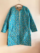 Ladda upp bild till gallerivisning, Quiltad Sidenkappa