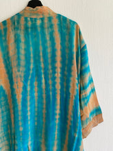 Ladda upp bild till gallerivisning, Crepe silk kimono ( One- of a - Kind)