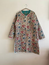 Ladda upp bild till gallerivisning, Quiltad Sidenkappa