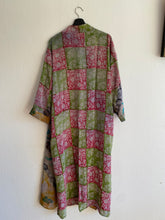 Ladda upp bild till gallerivisning, Crepe silk kimono ( One- of a - Kind)