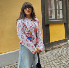 Ladda upp bild till gallerivisning, Suzani Embroidered Jacket-M/L