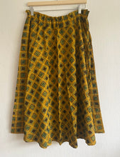 Ladda upp bild till gallerivisning, Kjol (Handtryckt bomull)