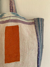 Ladda upp bild till gallerivisning, Vintage kantha väska
