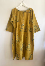 Ladda upp bild till gallerivisning, Klänning Meera (Handtryckt bomull)
