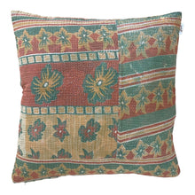 Ladda upp bild till gallerivisning, Vintage Kantha Kuddfodral (One-of-a kind)