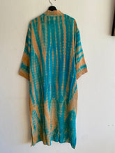 Ladda upp bild till gallerivisning, Crepe silk kimono ( One- of a - Kind)