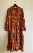 Ladda upp bild till gallerivisning, Klänning Maja ( One of a kind)