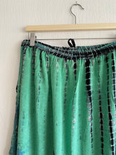 Ladda upp bild till gallerivisning, Kjol i Sidenmix ( One-of a -Kind)