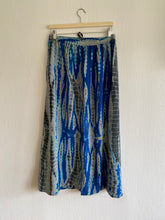 Ladda upp bild till gallerivisning, Kjol i Sidenmix ( One-of a -Kind)