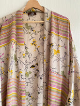 Ladda upp bild till gallerivisning, Crepe Silk kimono ( One- of a - Kind)