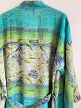 Ladda upp bild till gallerivisning, Crepe Silk kimono ( One- of a - Kind)