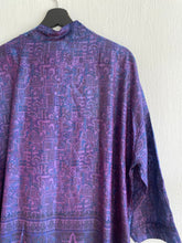 Ladda upp bild till gallerivisning, Sidenkimono ( One of a kind )