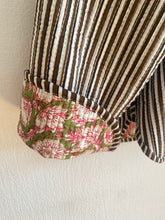 Ladda upp bild till gallerivisning, Vändbar quiltad jacka .M