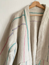 Ladda upp bild till gallerivisning, Vintage kantha jacka ( One -of a -kind)