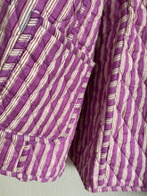 Ladda upp bild till gallerivisning, Vändbar quiltad jacka .M