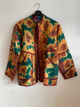 Ladda upp bild till gallerivisning, Vintage kantha jacka ( One of a kind)