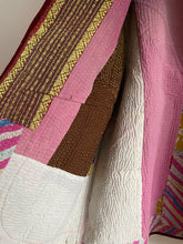 Ladda upp bild till gallerivisning, Vintage kantha jacka ( One of a kind)