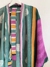 Ladda upp bild till gallerivisning, Crepe Silk kimono ( One- of a - Kind)