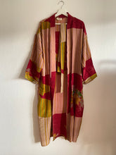 Ladda upp bild till gallerivisning, Crepe Silk kimono ( One- of a - Kind)