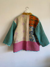 Ladda upp bild till gallerivisning, Vintage kantha jacka