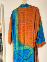 Ladda upp bild till gallerivisning, Crepe silk kimono ( One- of a - Kind)