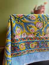 Ladda upp bild till gallerivisning, Bordsduk Yellow Ochre (Handtryckt)