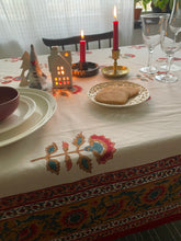 Ladda upp bild till gallerivisning, Bordsduk Pomegranate Red (Handtryckt)