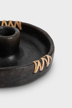 Ladda upp bild till gallerivisning, Ljusstake i lera