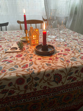 Ladda upp bild till gallerivisning, Bordsduk Margarita Red (Handtryckt)