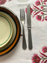 Ladda upp bild till gallerivisning, Bordsduk Summer Rose (Handtryckt)