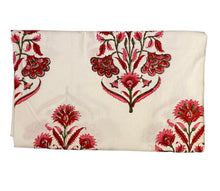 Ladda upp bild till gallerivisning, Bordsduk Summer Rose (Handtryckt)