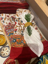 Ladda upp bild till gallerivisning, Bordsduk Margarita Red (Handtryckt)