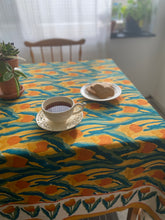 Ladda upp bild till gallerivisning, Bordsduk Tulips (Handtryckt)