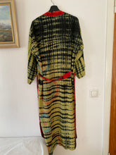 Ladda upp bild till gallerivisning, Crepe silk kimono ( One- of a - Kind)
