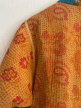 Ladda upp bild till gallerivisning, Vintage kantha jacka
