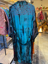Ladda upp bild till gallerivisning, Crepe silk kimono (One-of a-Kind)
