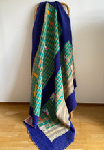 Ladda upp bild till gallerivisning, Vintage kantha  Saaripläd / överkast
