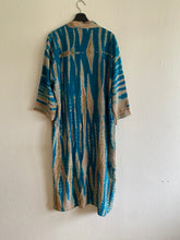 Ladda upp bild till gallerivisning, Crepe silk kimono ( One- of a - Kind)
