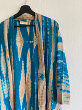 Ladda upp bild till gallerivisning, Crepe silk kimono ( One- of a - Kind)
