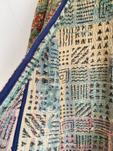 Ladda upp bild till gallerivisning, Vintage kantha jacka ( One-of a - Kind)
