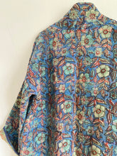 Ladda upp bild till gallerivisning, Vintage kantha jacka ( One-of a - Kind)

