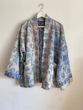 Ladda upp bild till gallerivisning, Vintage kantha jacka
