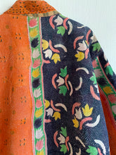 Ladda upp bild till gallerivisning, Vintage kantha jacka ( One -of a -kind)
