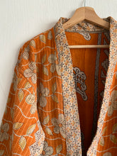 Ladda upp bild till gallerivisning, Vintage kantha jacka ( One -of a -kind)
