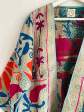 Ladda upp bild till gallerivisning, Suzani Jacket (One- of - a kind)
