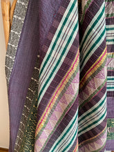Ladda upp bild till gallerivisning, Vintage kantha  Saaripläd / överkast
